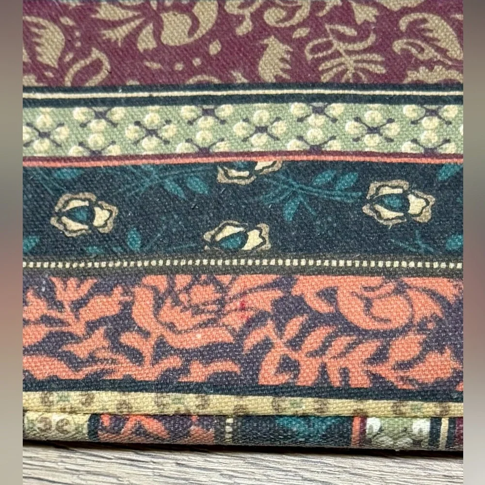 Kinmac 360 Bohemian Waterproof Laptop or Tablet Sleeve 14x10